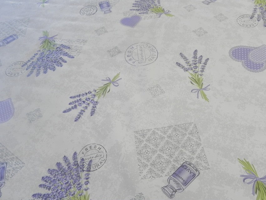 Toile cirée au mètre motif savons de Marseille et lavande